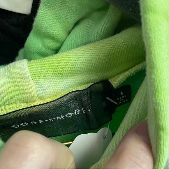 💚Code X Mode S Tie Dye Hoodie - Picture 3 of 4